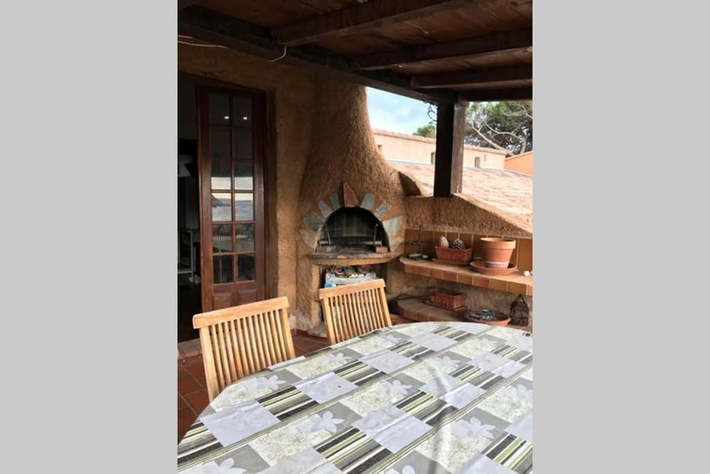 Demi villa à 500m de la plage avec vue sur mer. Appietto Extérieur photo