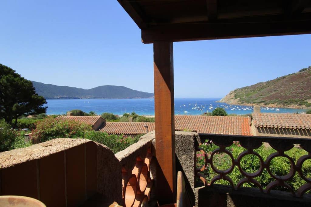 Demi villa à 500m de la plage avec vue sur mer. Appietto Extérieur photo